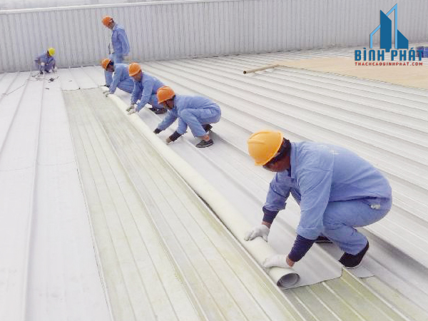 Thợ chống dột mái tôn Quận 1
